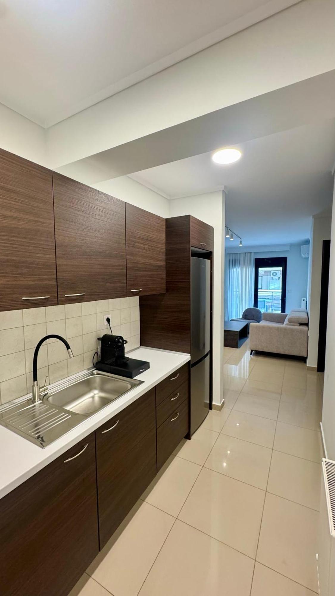 Icon Apartment *
