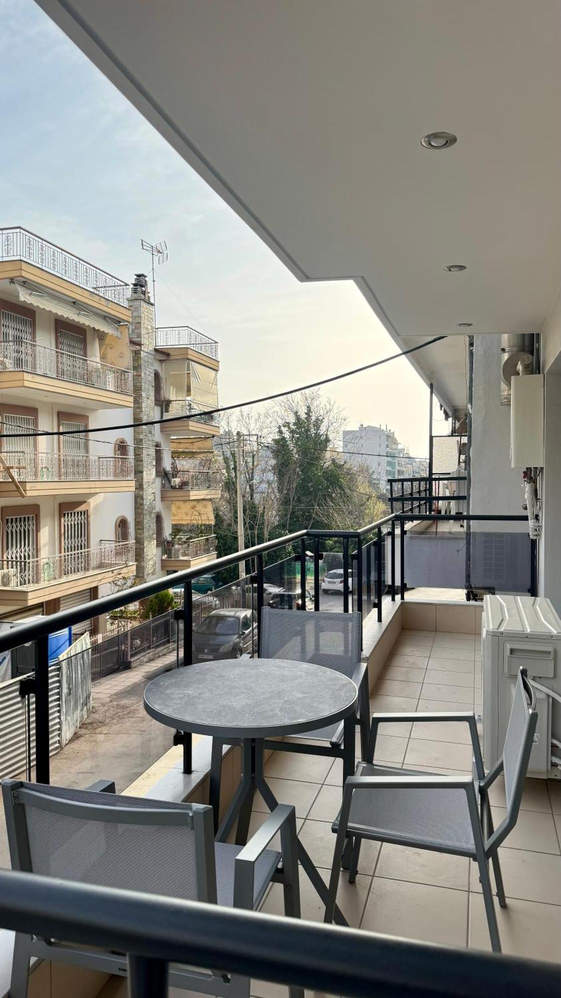 Icon Apartment *